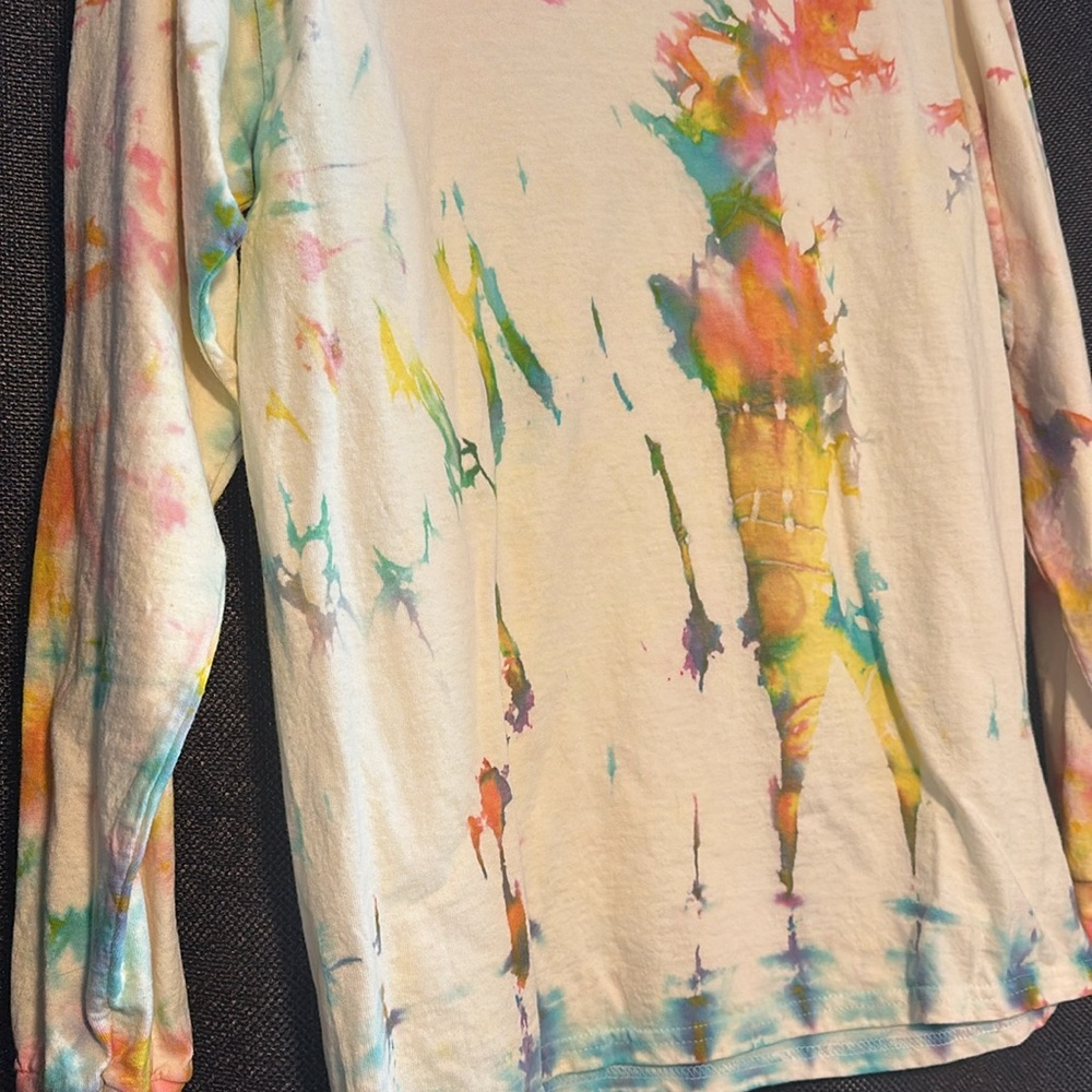 NEW! Medium Long Sleeve Tie Dye Tee - Picture 2 of 6